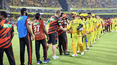 MS Dhoni finally loses cool after CSK loss, says 'you can't just keep ... '