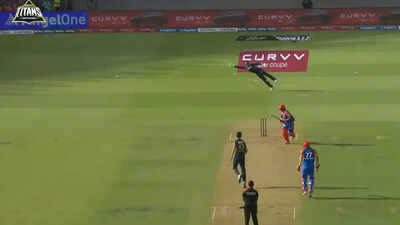 Watch: Jos Buttler takes flying catch to send Vipraj Nigam back in GT vs DC