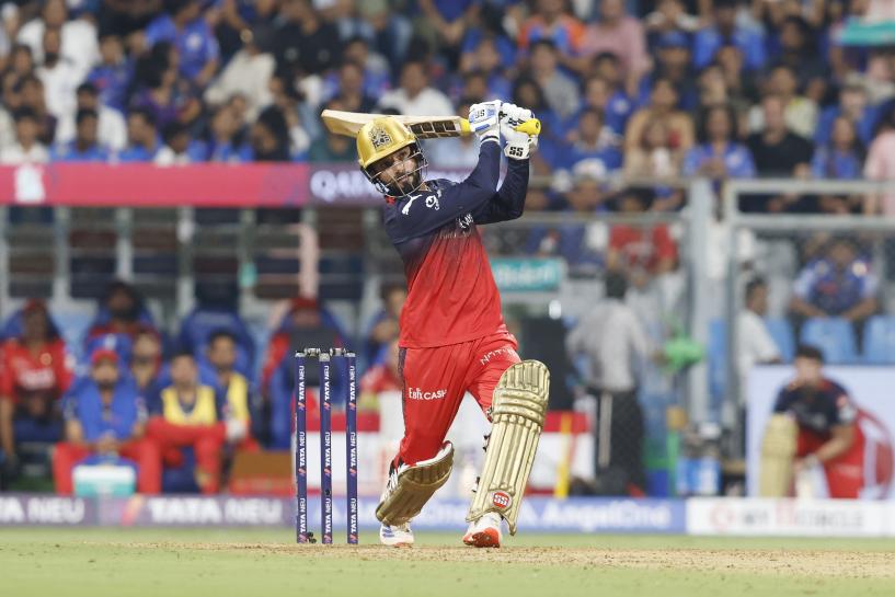 Rajat Patidar heaps praises on RCB’s bowling unit after thrilling win against MI