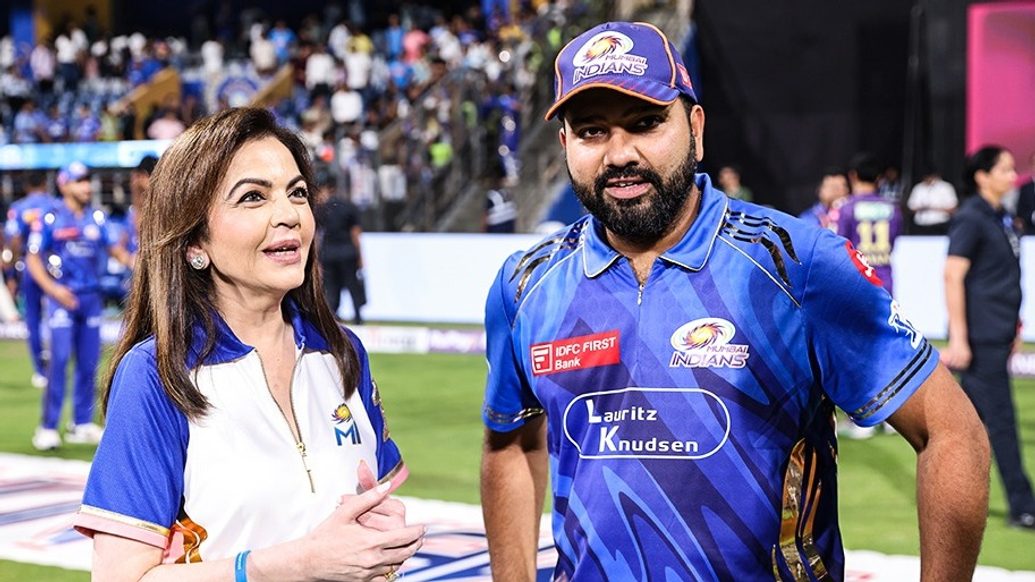 “A true legend of our city and our country”: Mrs. Nita M. Ambani congratulates Rohit on stand unveiling - Mumbai Indians